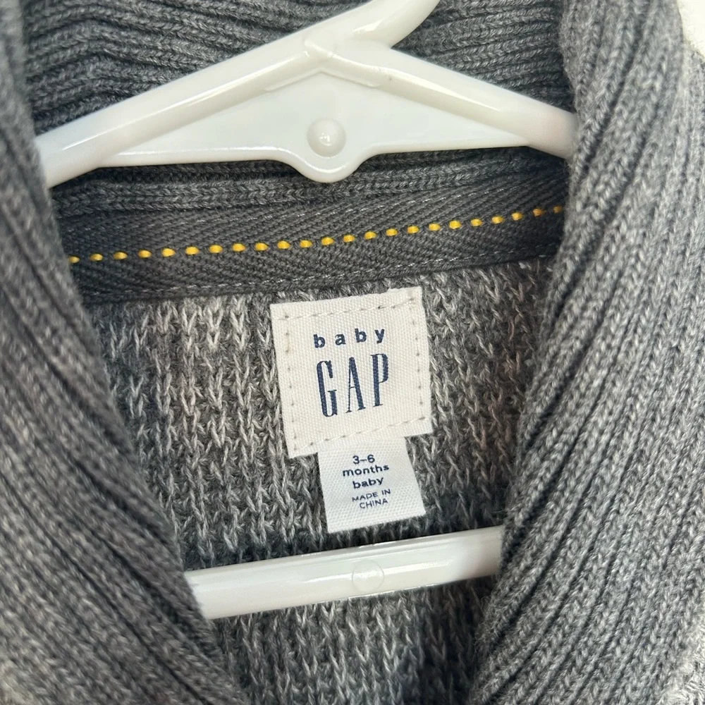 baby‎ gap sweater